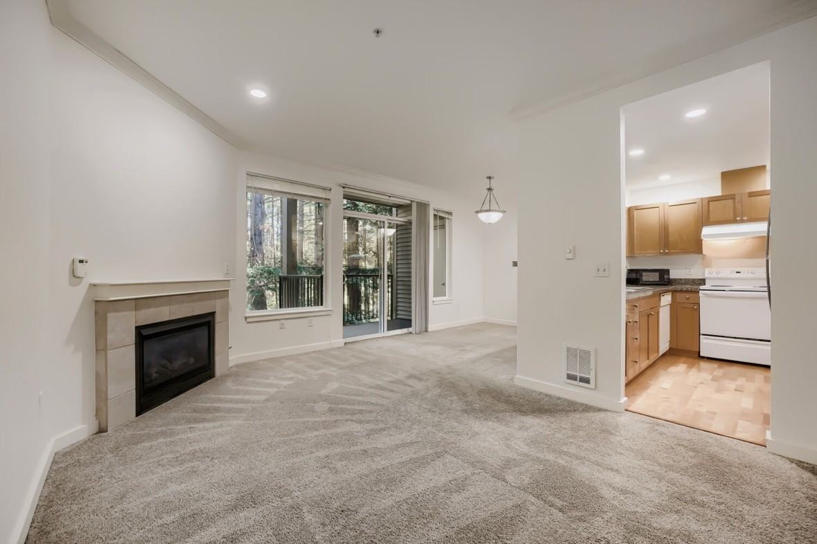 25025 Southeast Klahanie Boulevard #B202 - Photo 7 of 10