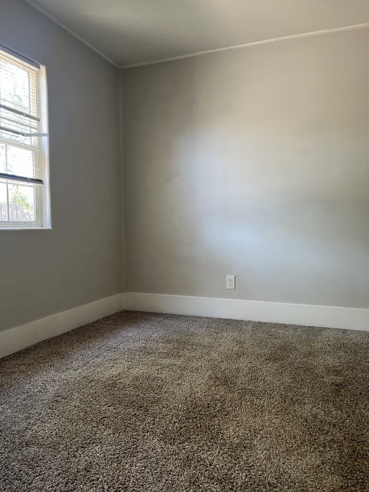 2989 Elm St #1 - Photo 7 of 8