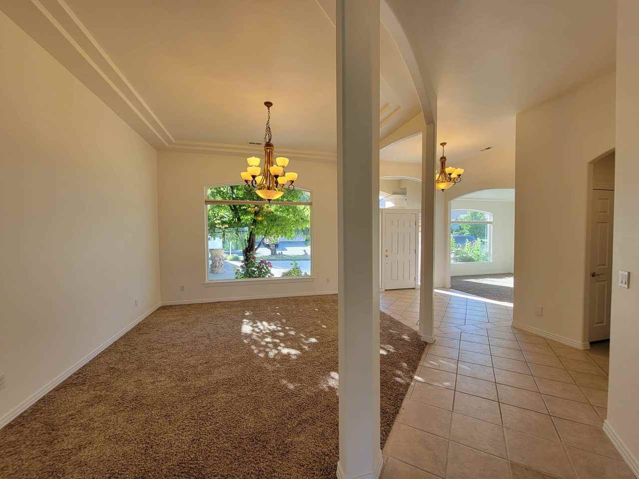 1200 W Canyon Lakes Dr #1 - Photo 5 of 38