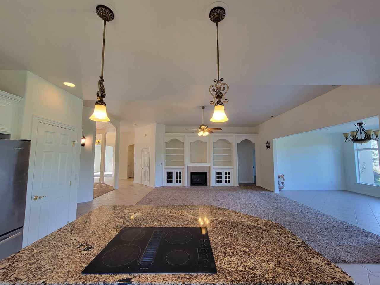 1200 W Canyon Lakes Dr #1 - Photo 6 of 38