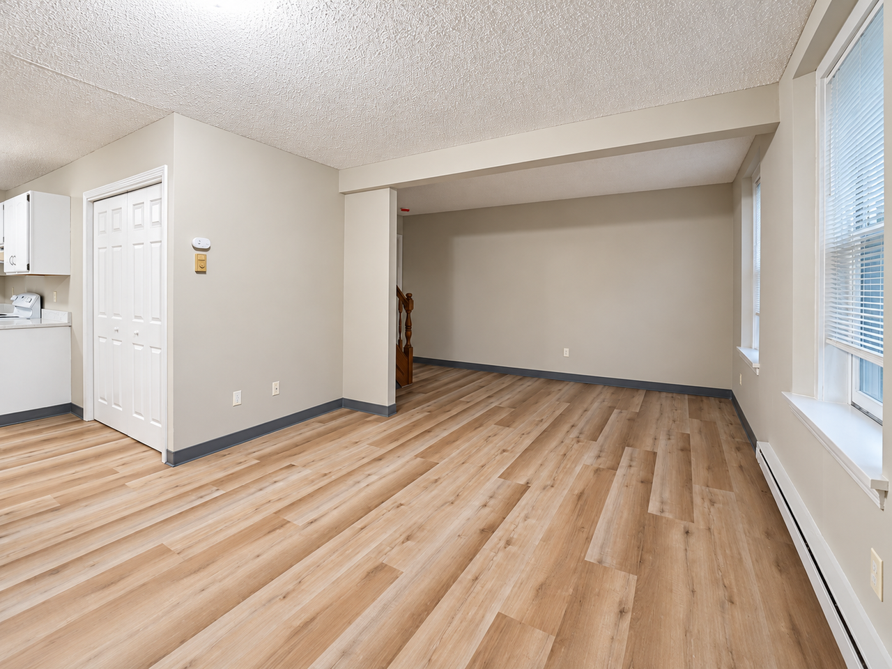 29 Tiffany St #11 - Photo 7 of 15