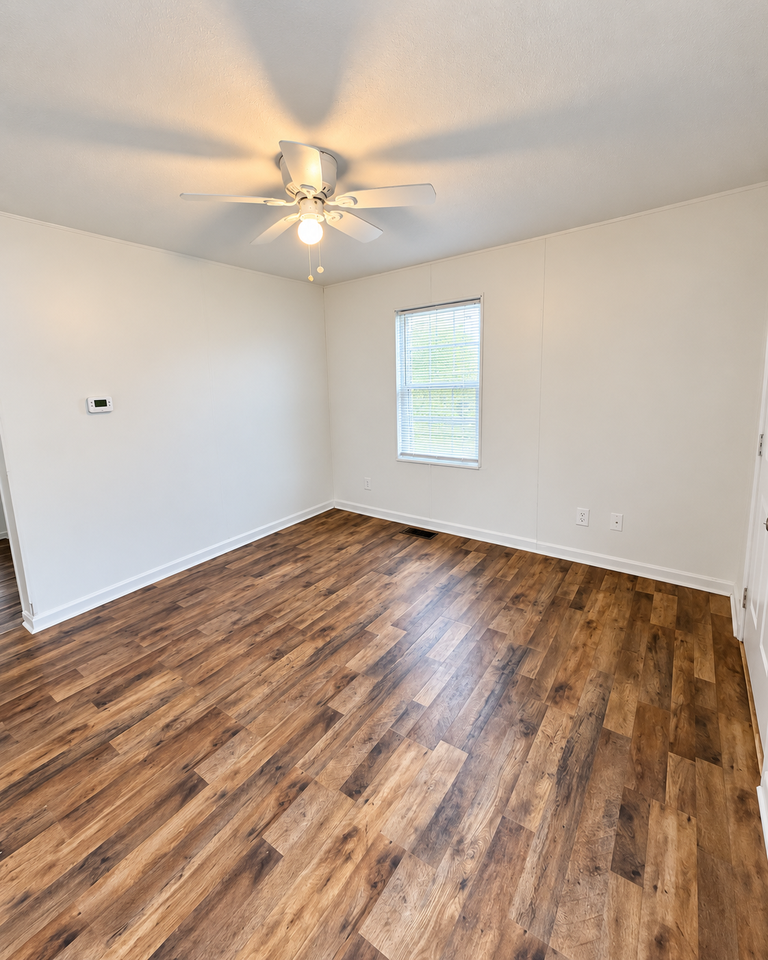 915 Euclid Ave #1 - Photo 5 of 18