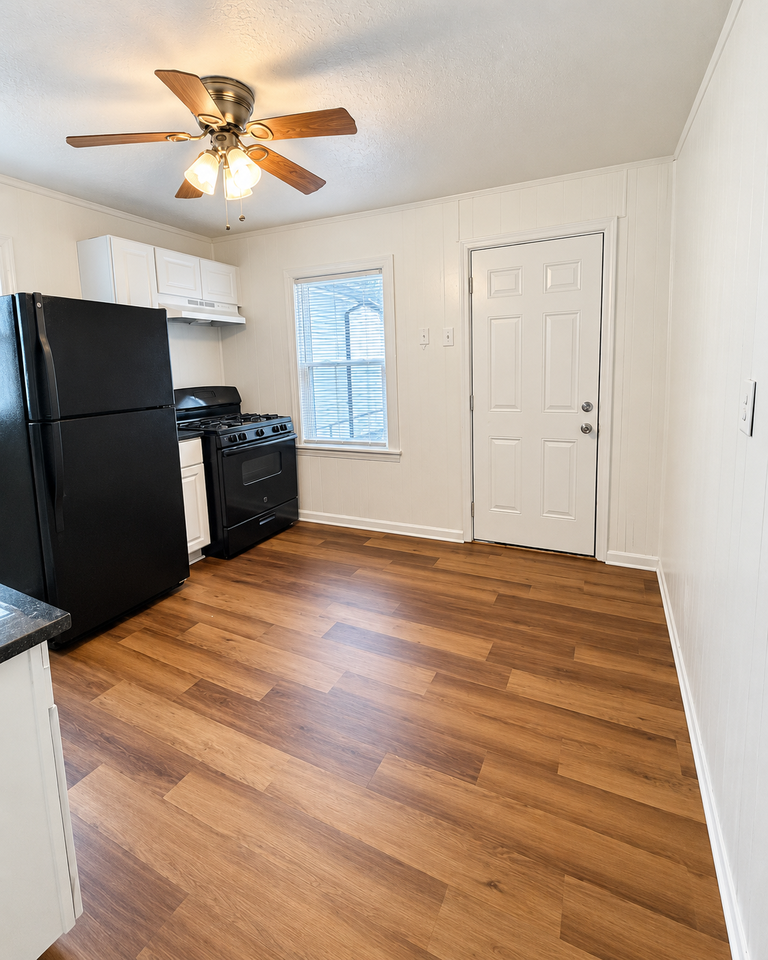 915 Euclid Ave #1 - Photo 7 of 18