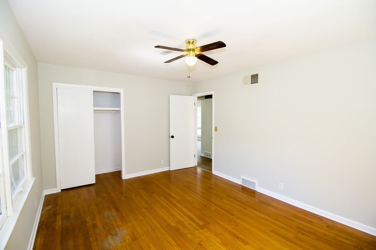 4835 Nw High Dr #1 - Photo 6 of 17
