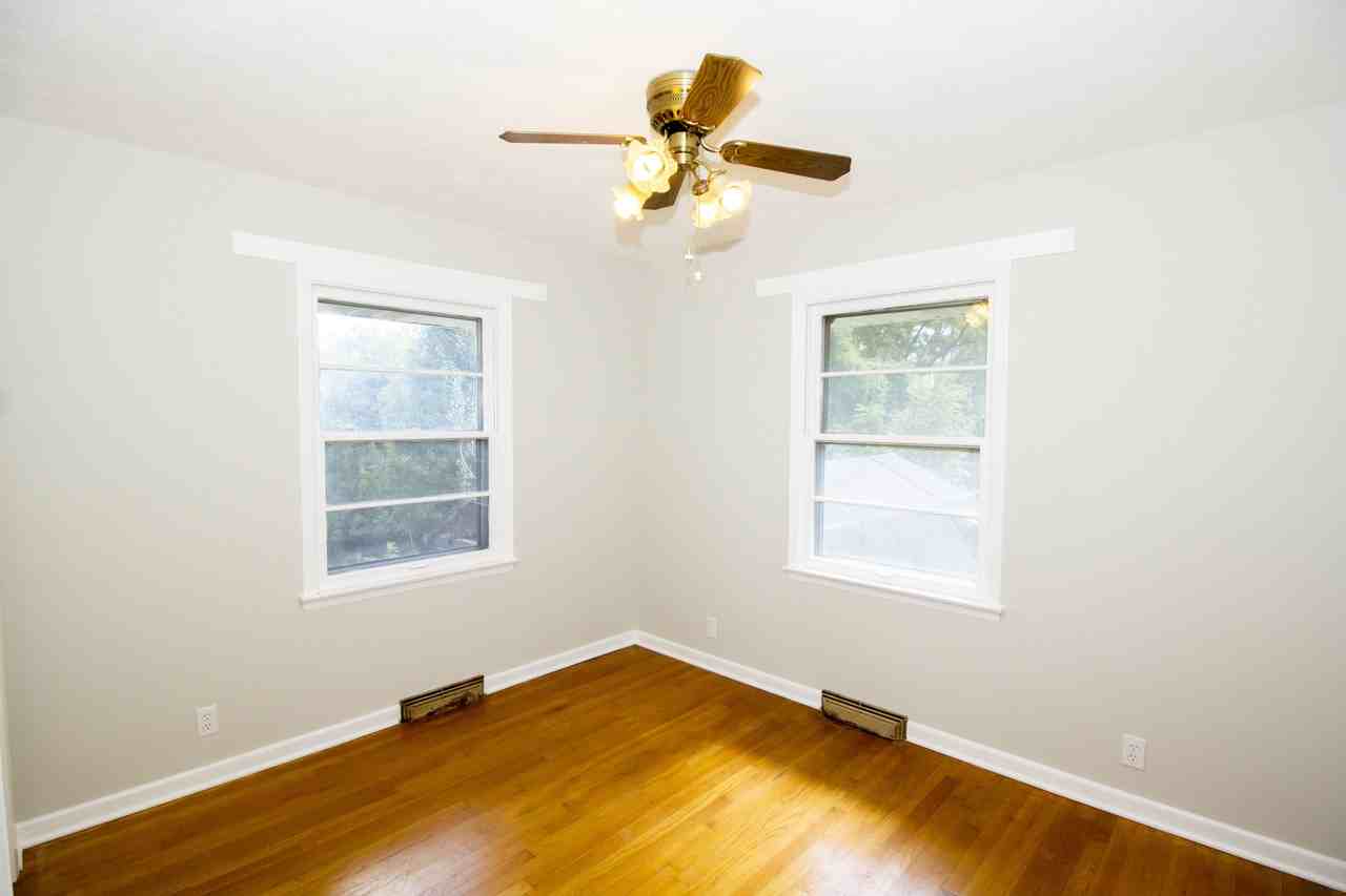 4835 Nw High Dr #1 - Photo 7 of 17