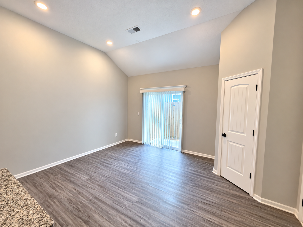 4341 Ne Kelsey Rd - Photo 5 of 15