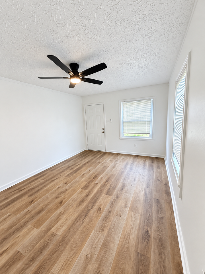 3629 Parthenia Ave #1 - Photo 3 of 19