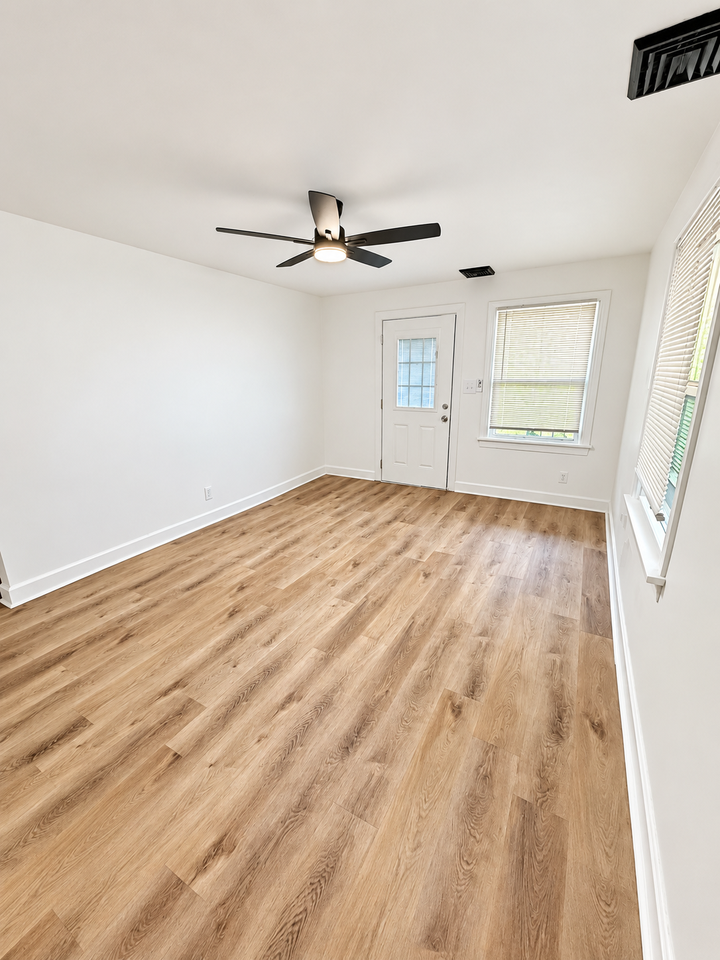 902 Camden Ave #1 - Photo 2 of 17