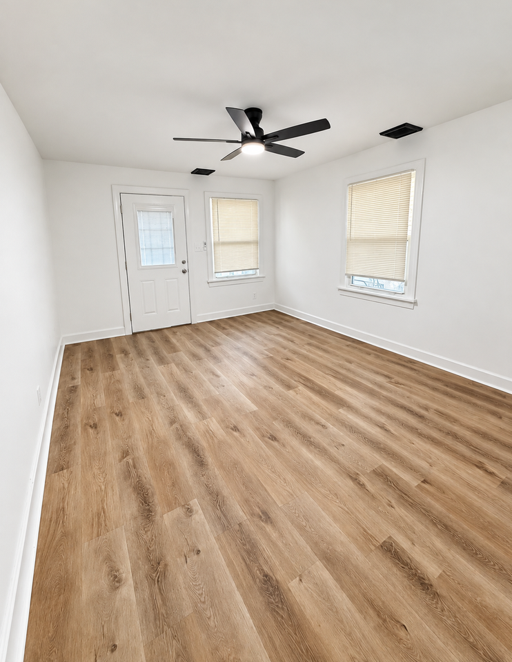 902 Camden Ave #1 - Photo 3 of 17
