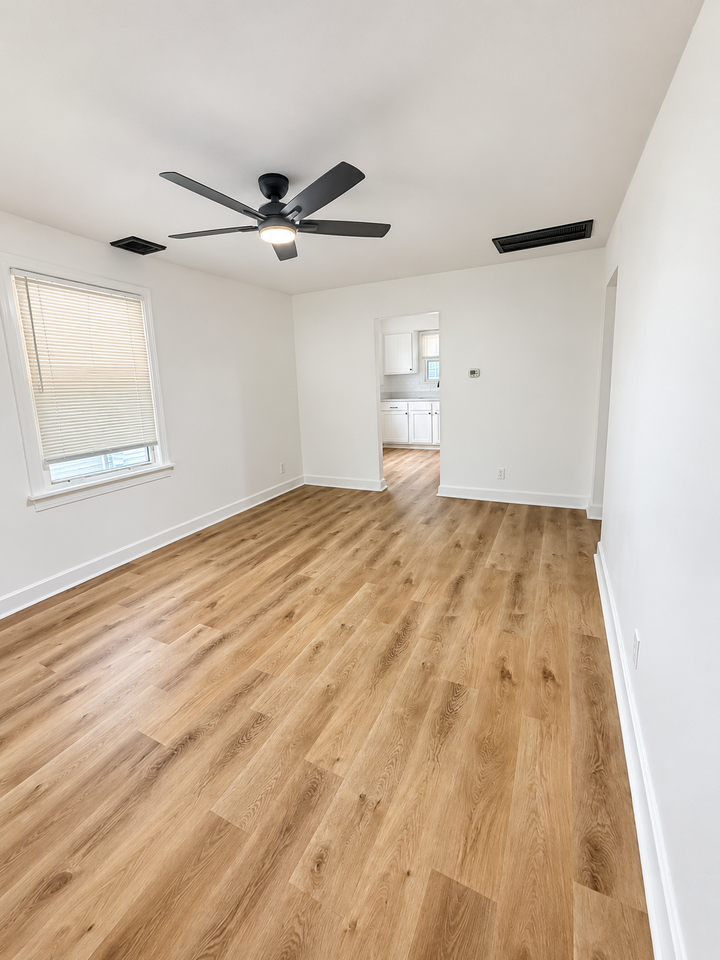 902 Camden Ave #1 - Photo 5 of 17