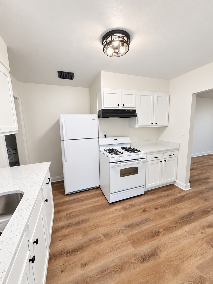 902 Camden Ave #1 - Photo 7 of 17