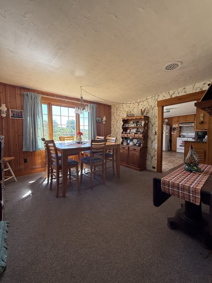 416 E Pond Rd #1 - Photo 5 of 10