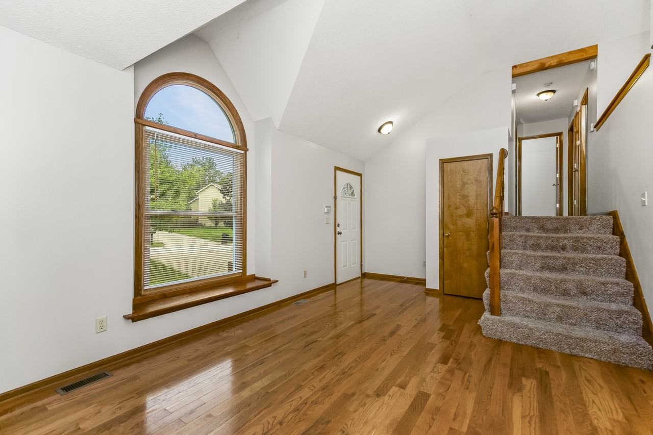 6544 Nw Gilly Rd - Photo 3 of 20