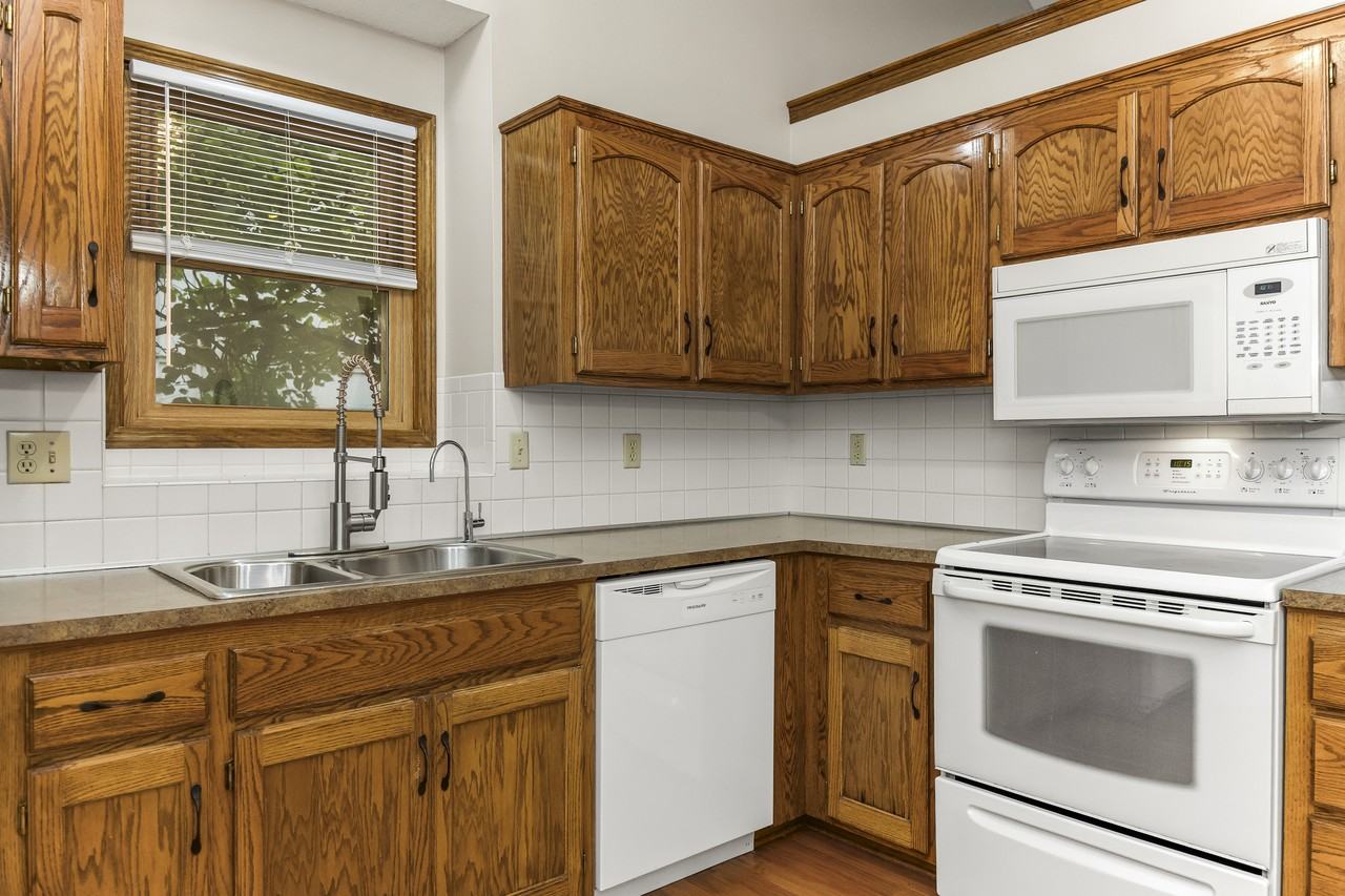 6544 Nw Gilly Rd - Photo 6 of 20