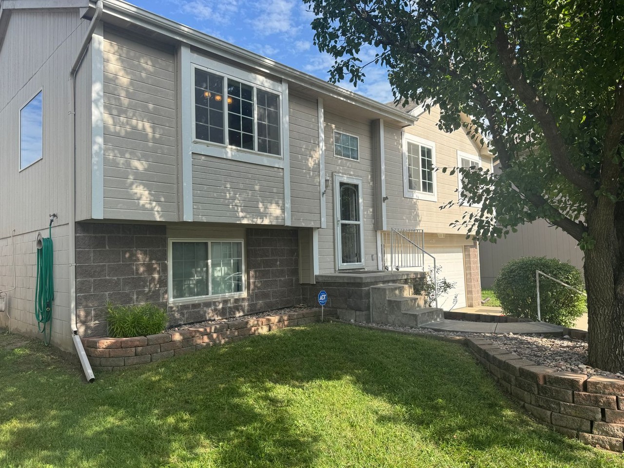 4303 N 169th St - Photo 2 of 38