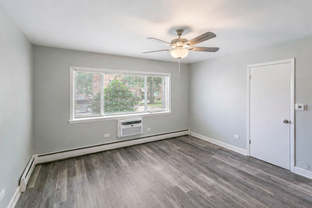 2021 Western - Photo 4 of 17
