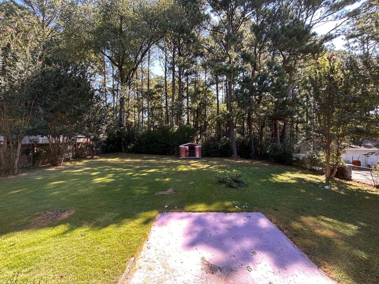 2405 Laverne Dr Nw - Photo 6 of 14