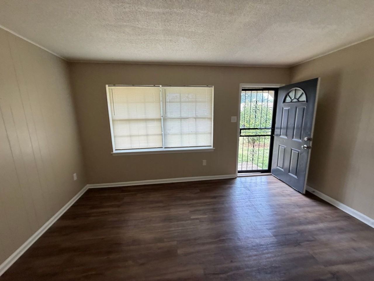 3822 Ford Rd - Photo 7 of 12
