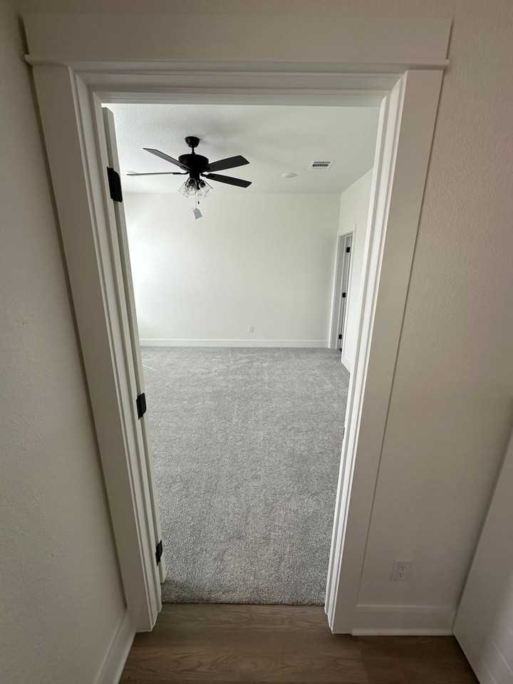 2010 Rosson St - Photo 5 of 15