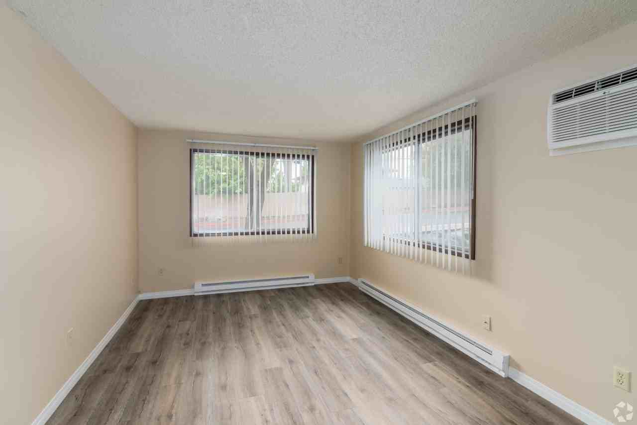 WillowWood Village Apts - Photo 2 of 13