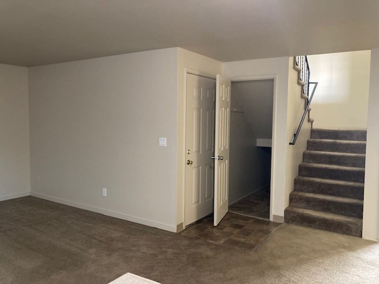 1407 Nw Kings Blvd - Photo 5 of 29