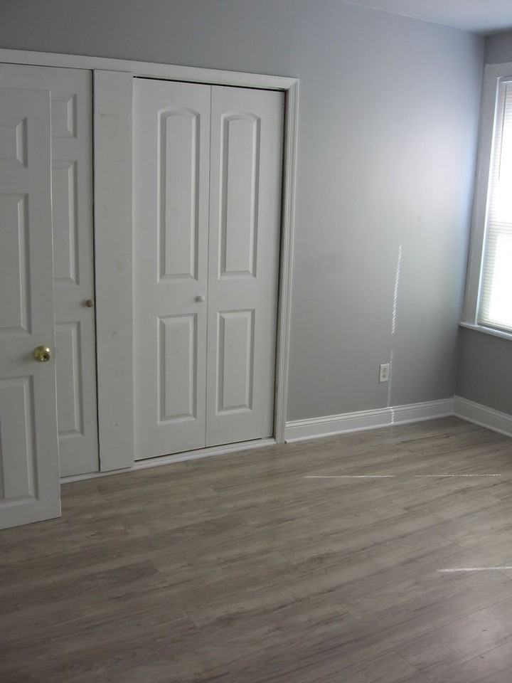 5323 Malcolm St - Photo 2 of 11