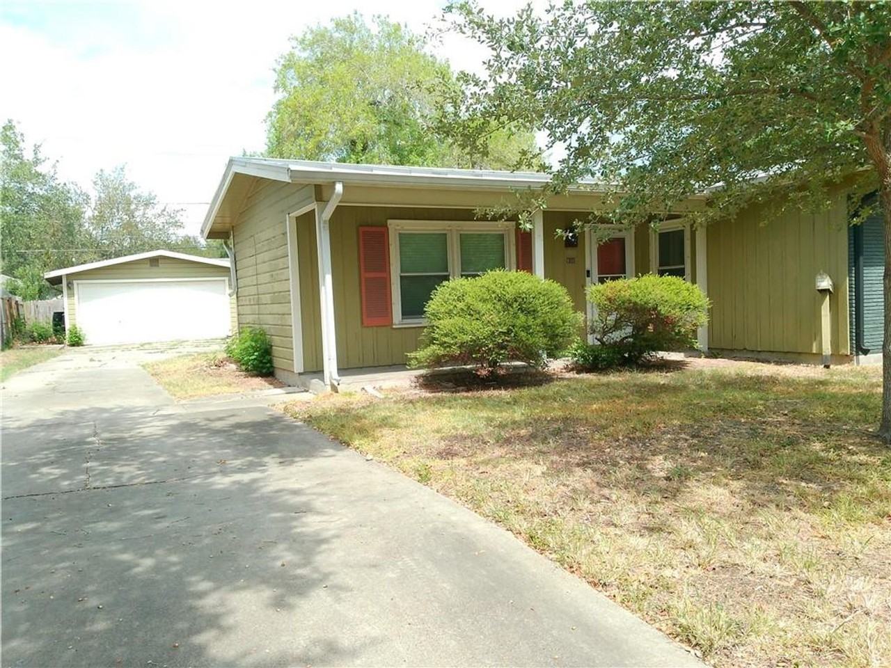 522 Pasadena Pl - Photo 2 of 19