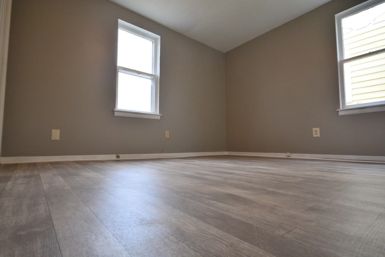 819 N Park Ave - Photo 4 of 5