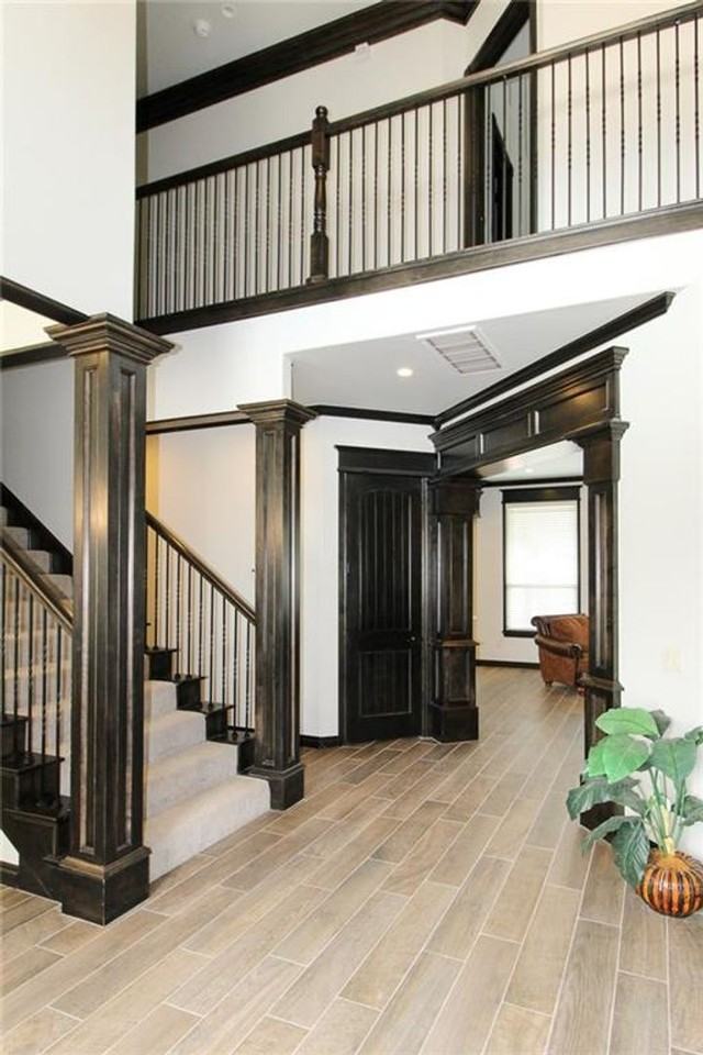 4001 Sam Gordon Dr - Photo 3 of 34