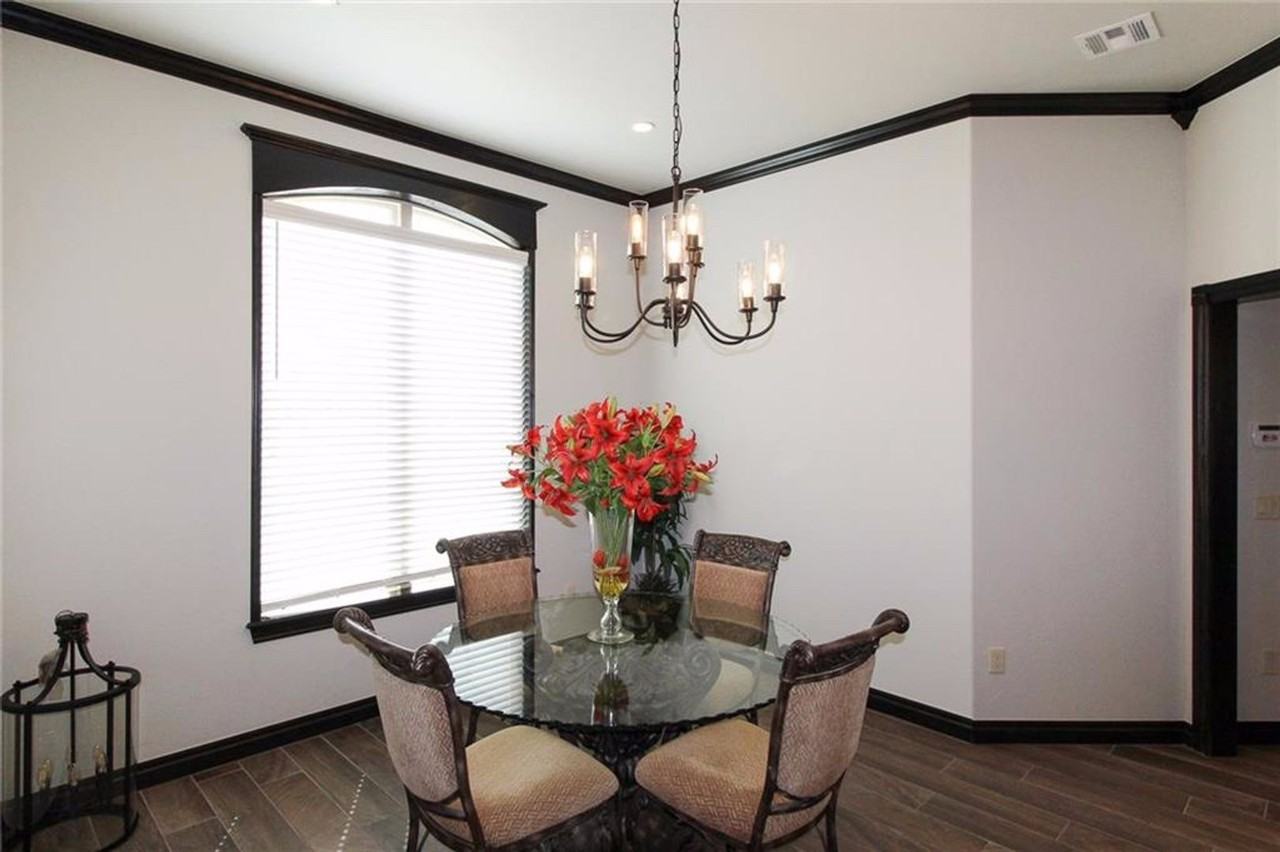 4001 Sam Gordon Dr - Photo 4 of 34