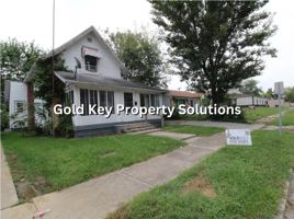 featured image of 2432 Brown St