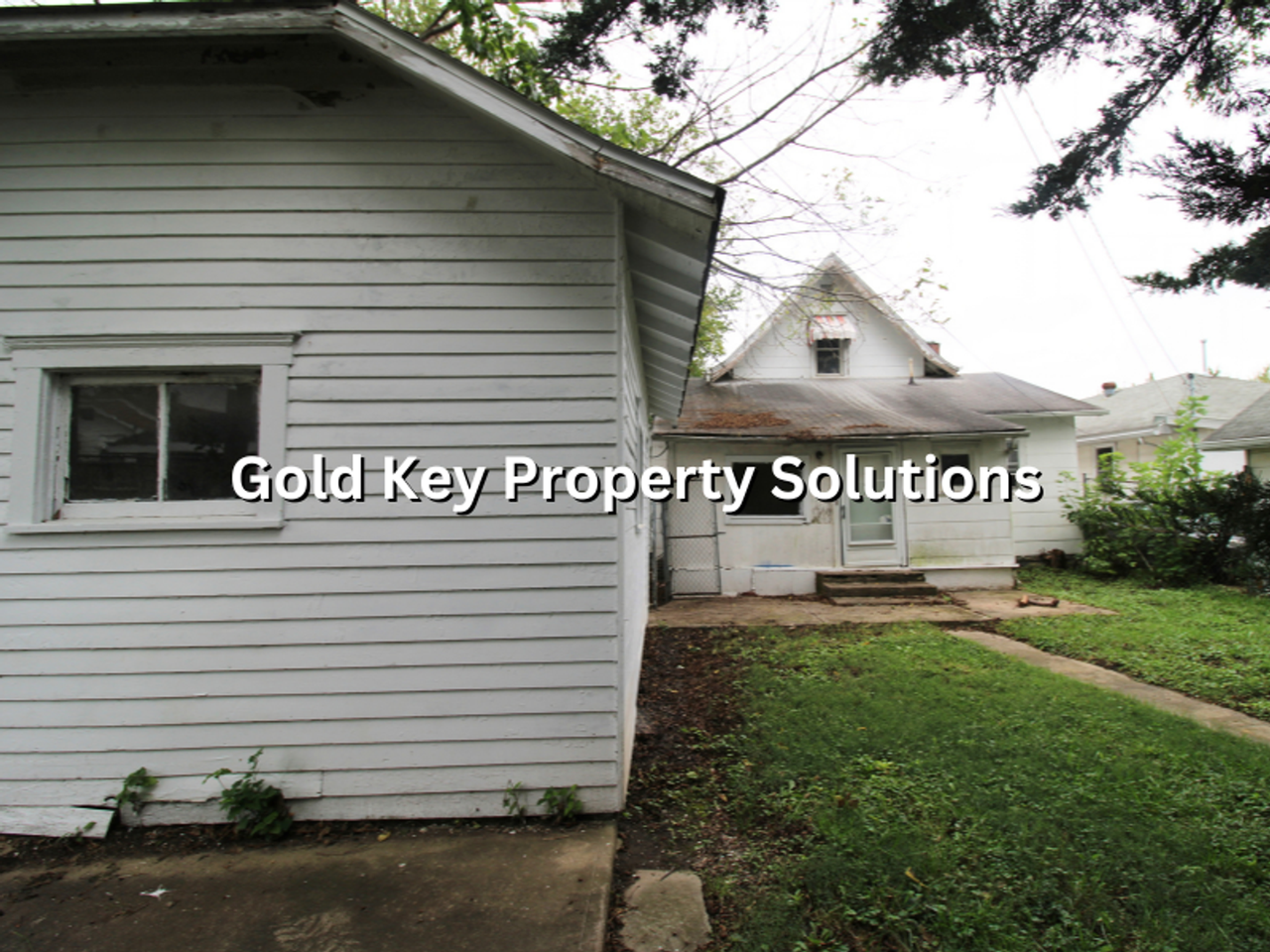 2432 Brown St - Photo 6 of 24
