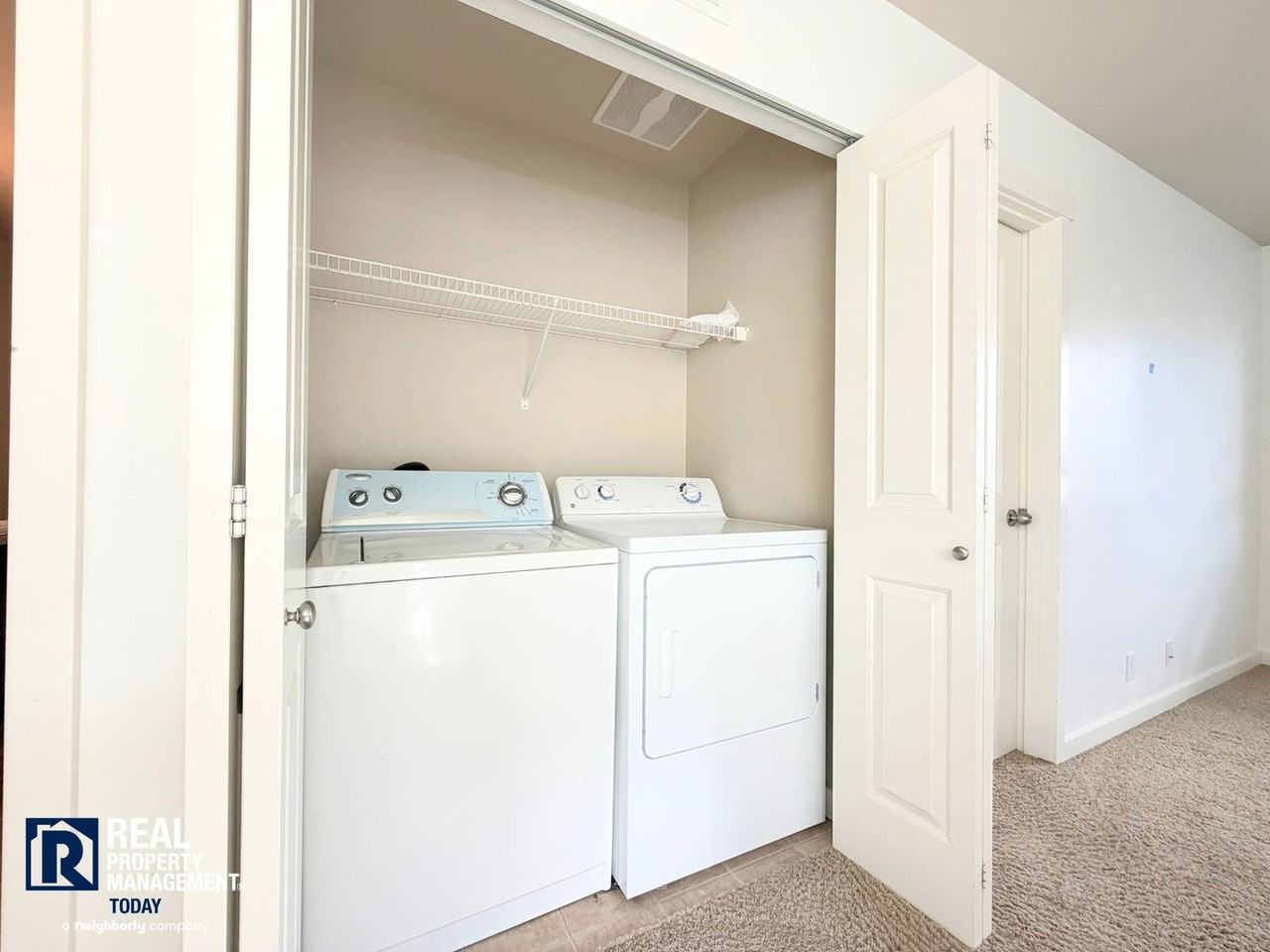 6217 Wesley Pl Se - Photo 7 of 16