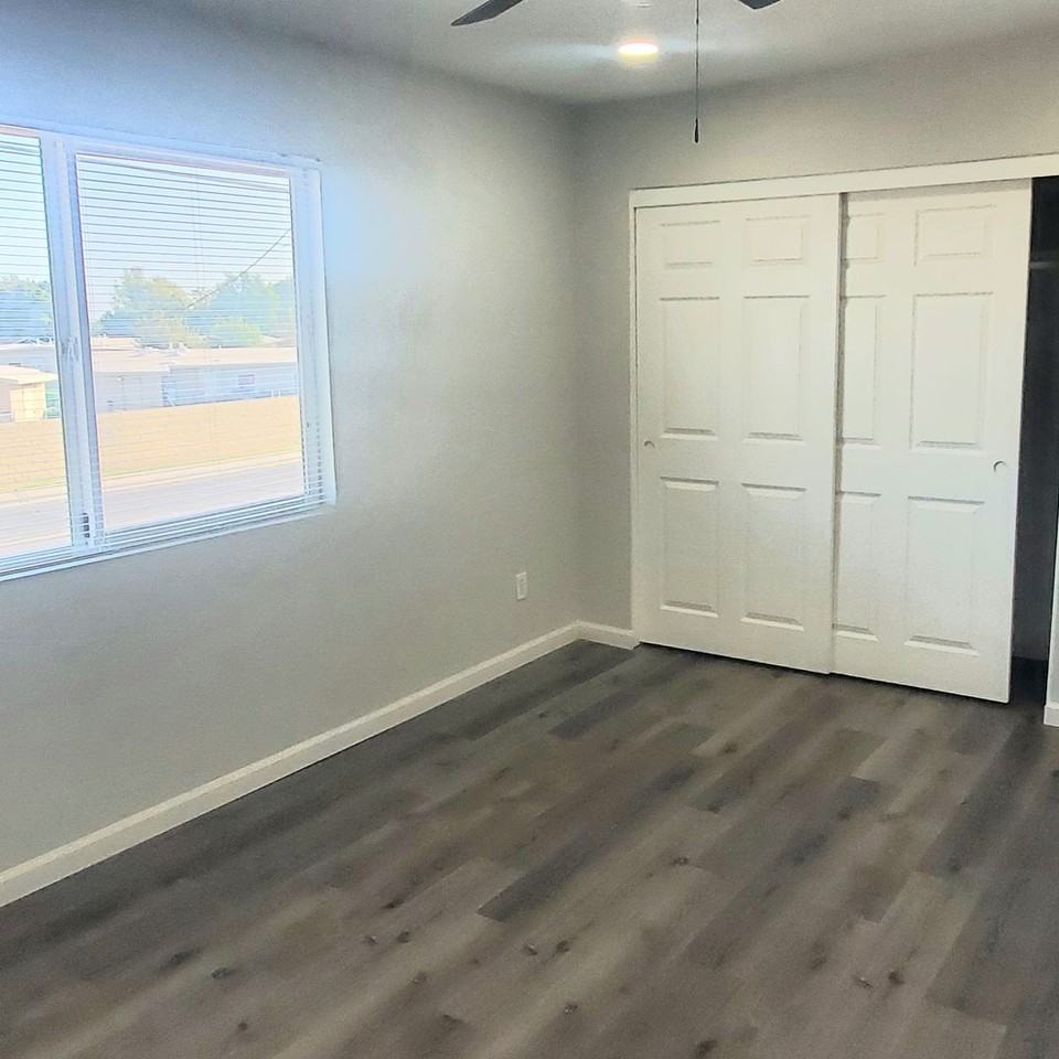 Park Imperial Townhomes - Photo 7 of 31
