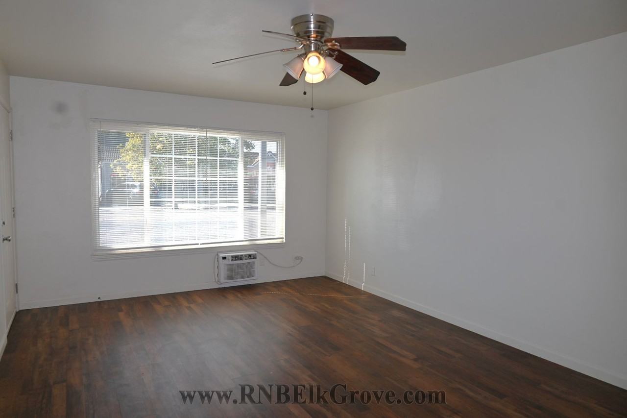 6903 Fruitridge Rd - Photo 3 of 14
