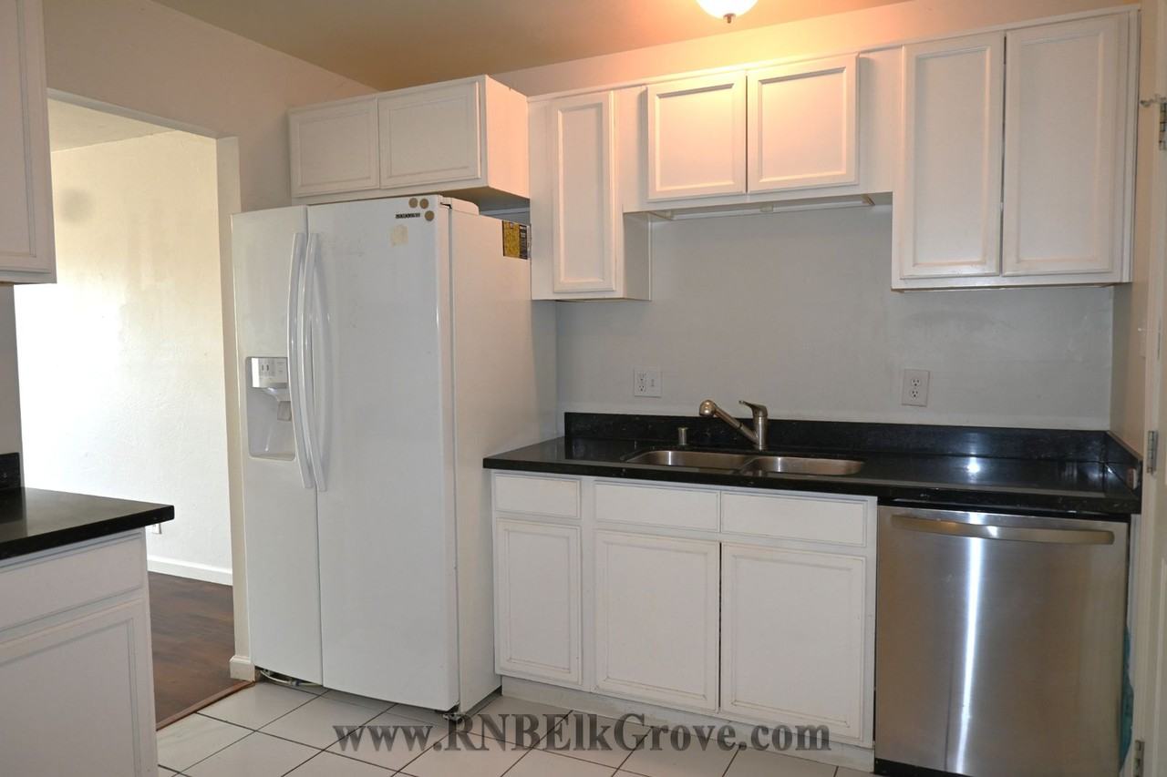 6903 Fruitridge Rd - Photo 6 of 14