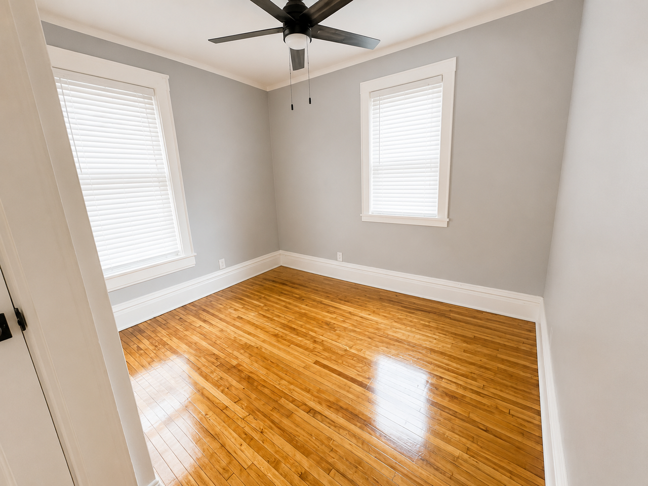 1720 Como Ave Se - Photo 5 of 12