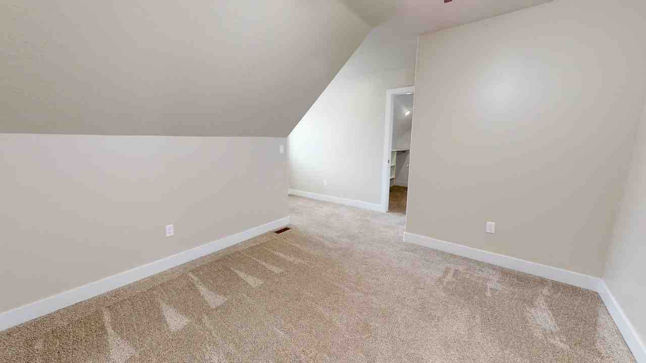 1563 W 1550 S - Photo 7 of 24