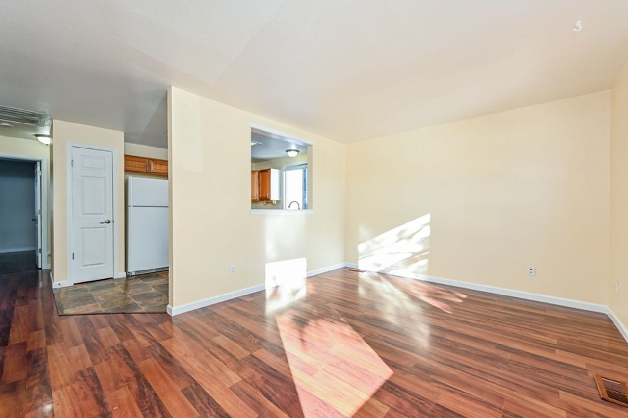 1483 S Cathay Way - Photo 3 of 22