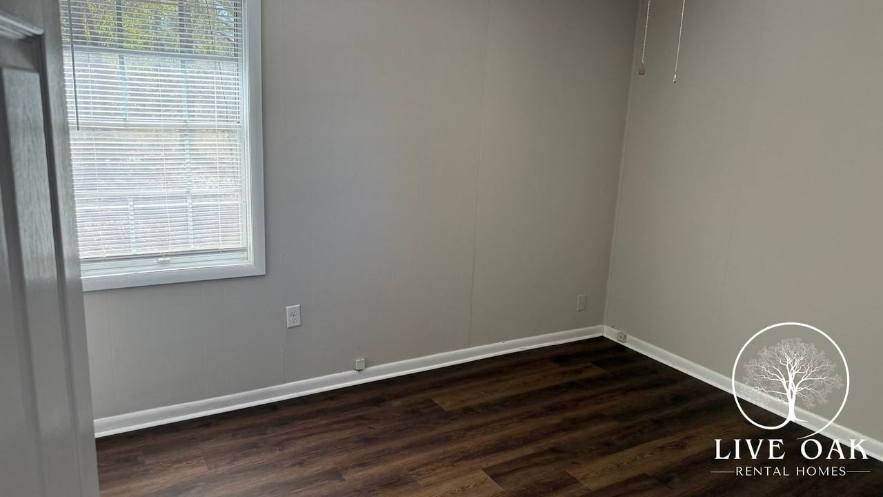 612 Franklin St - Photo 4 of 16