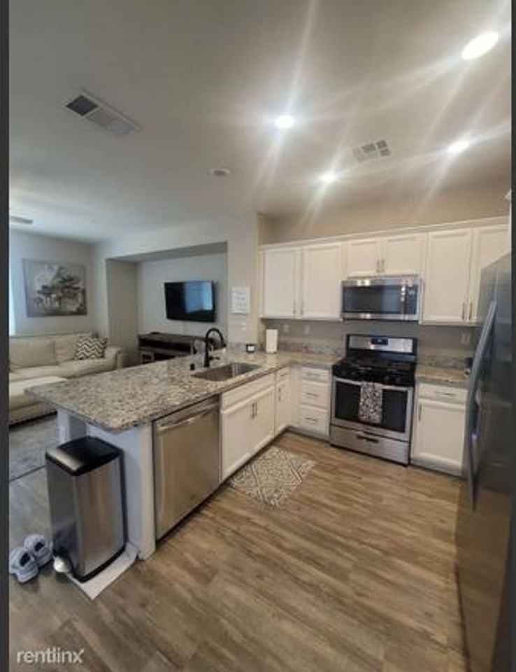 6404 Brando Loop - Photo 4 of 18