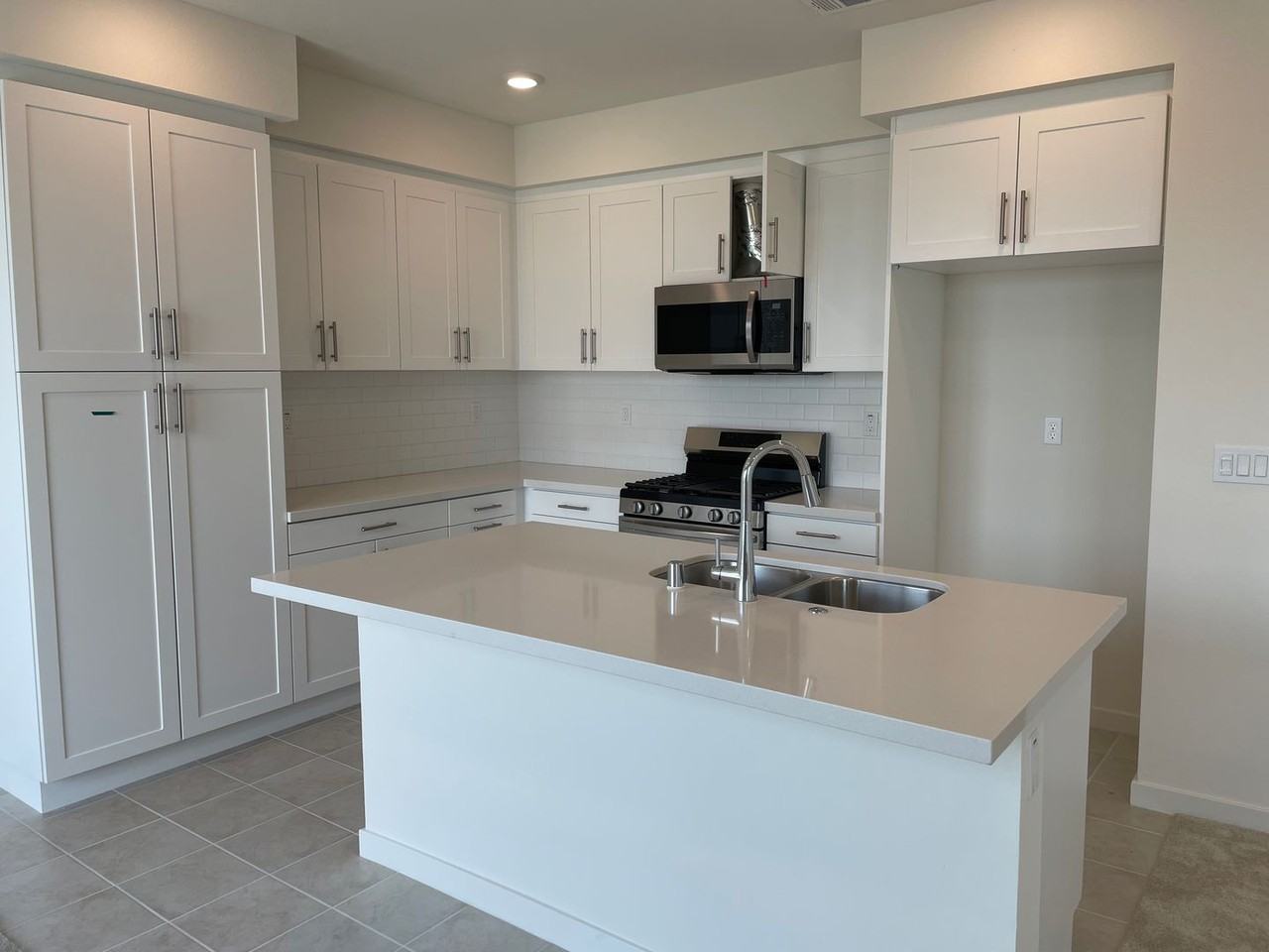 3620 S Allston Paseo #11 - Photo 2 of 4