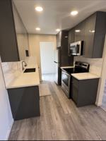 featured image of 2483 Middlefield Rd