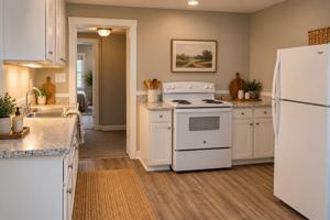 featured image of 2015 E 16th St