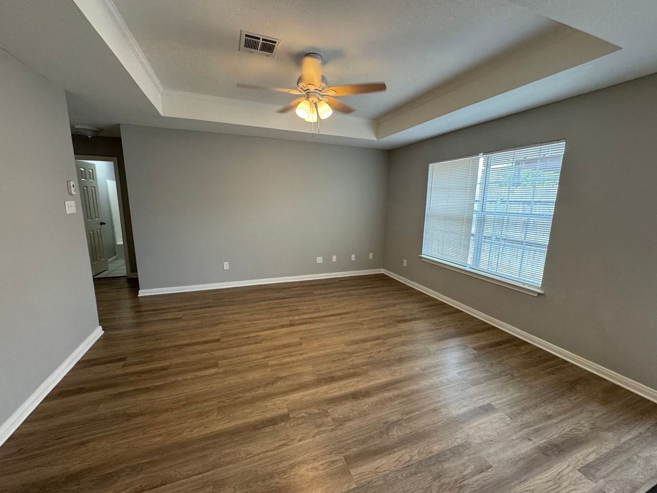 10237 Hyacinth Ln #B - Photo 2 of 12