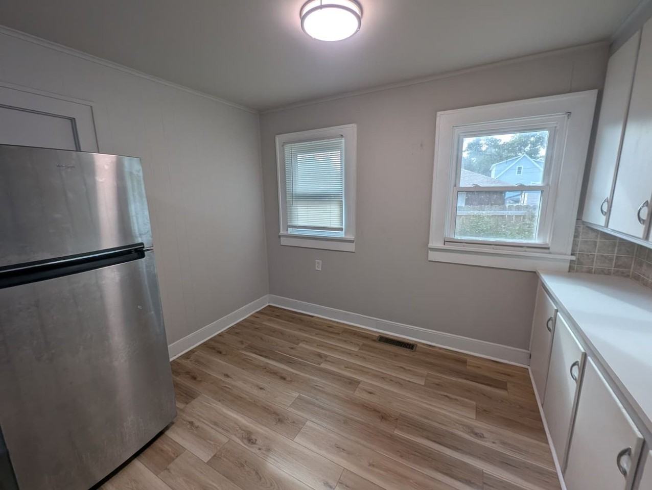 3011 Miller Ave - Photo 6 of 24
