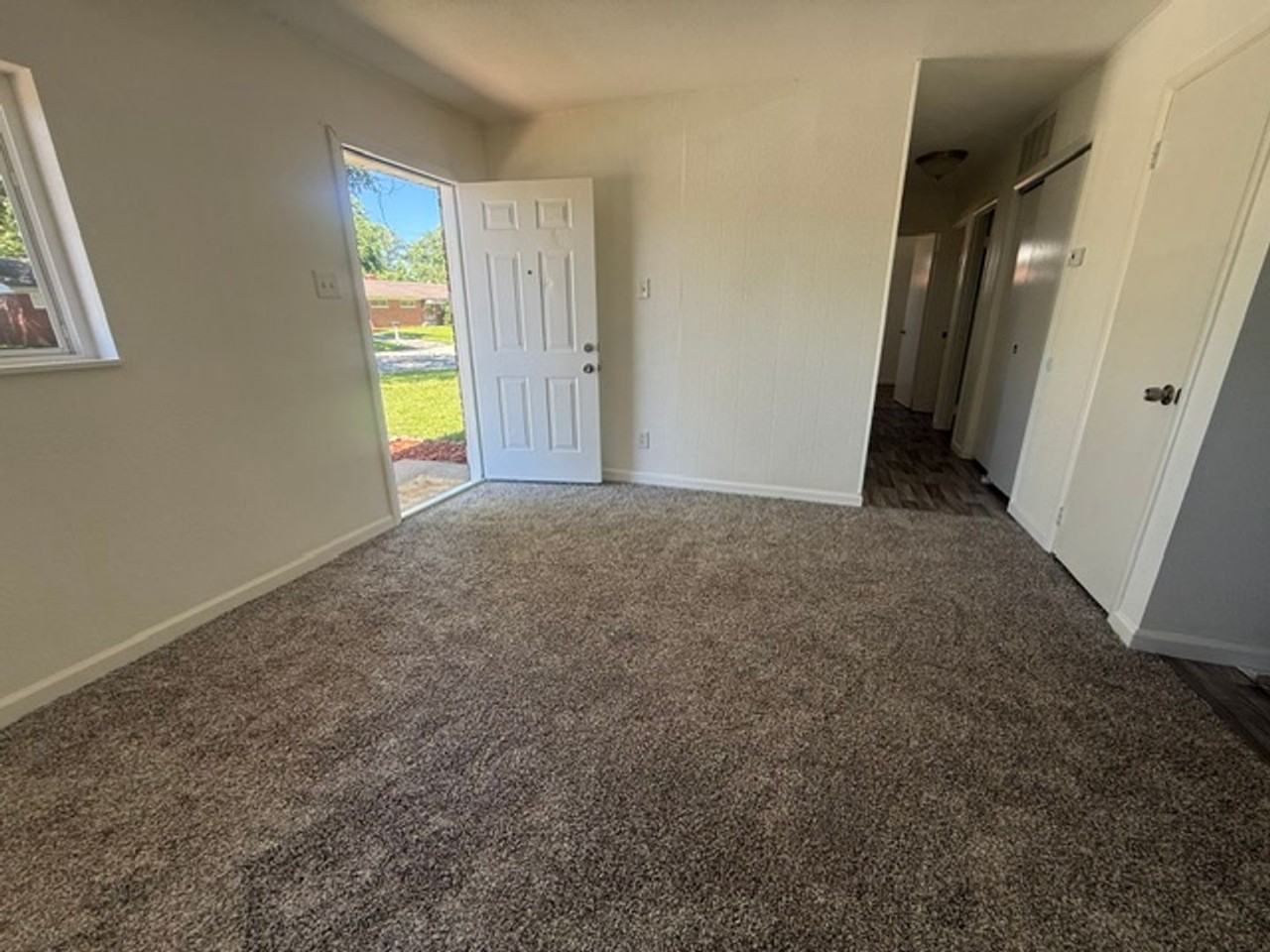 2021 Delores St - Photo 5 of 8