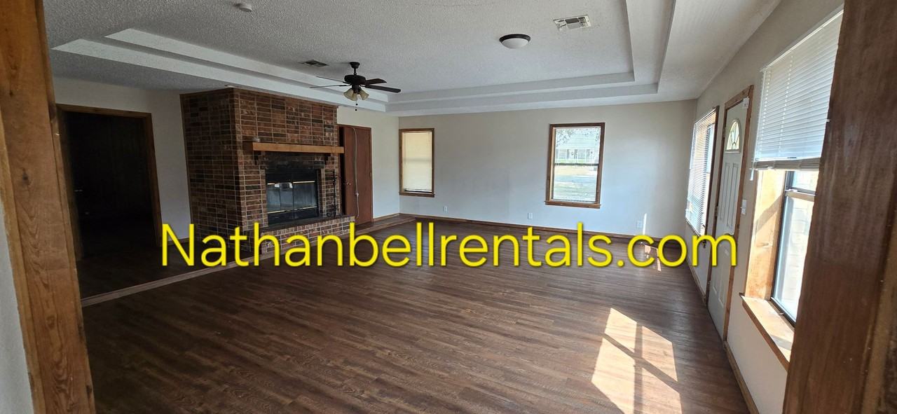 126 County Road 42320 - Photo 2 of 9