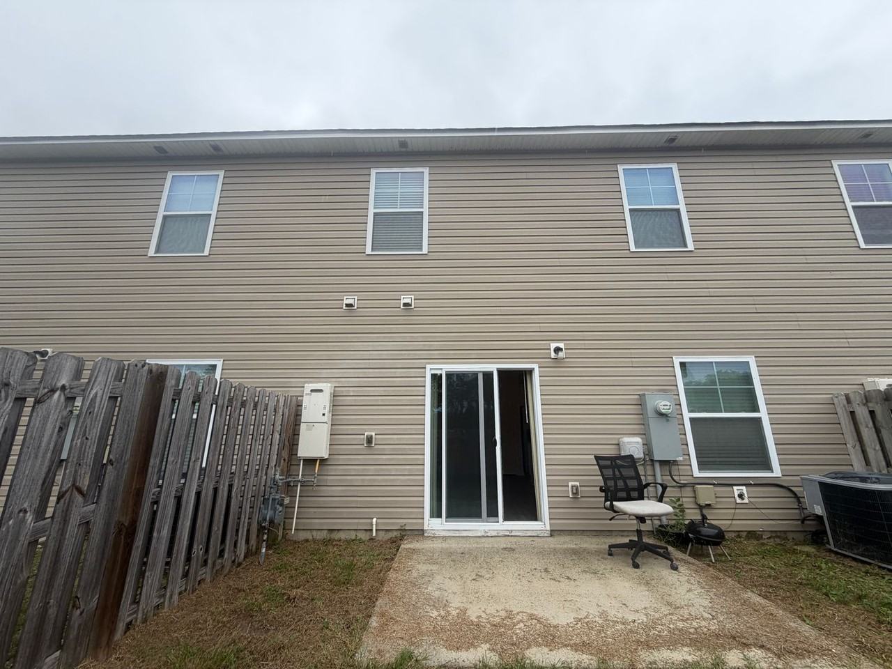 2965 Old Field Rd - Photo 2 of 32