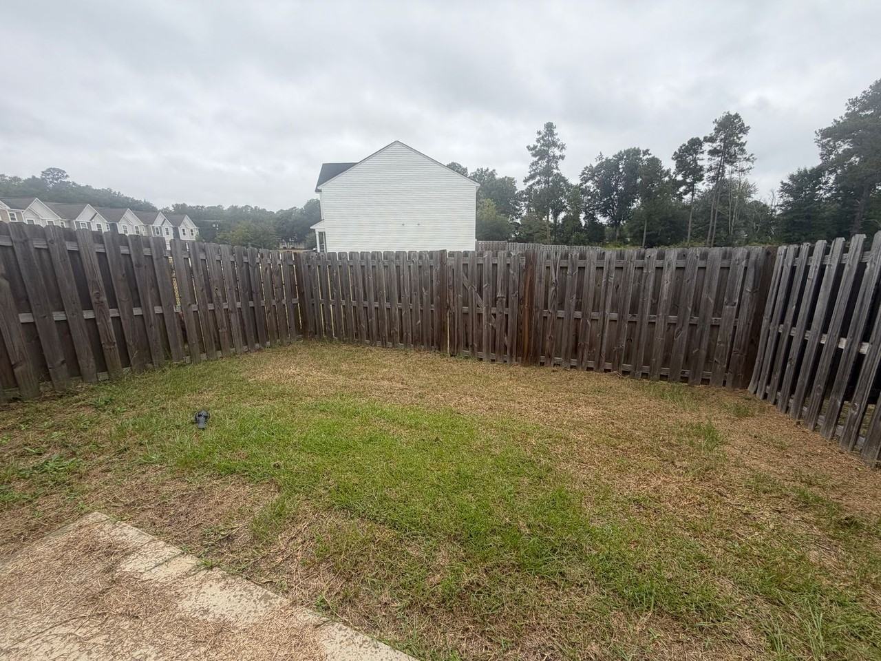 2965 Old Field Rd - Photo 3 of 32